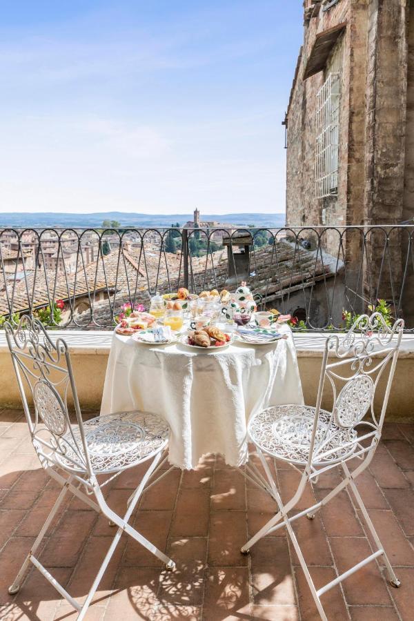Residenza D'epoca Palazzo Borghesi Bed and breakfast
